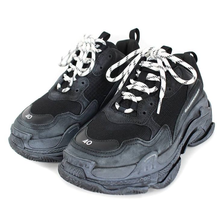 バレンシアガ Balenciaga Triple S Trainers 汚れ加工トリプルエスレースアップスニーカー の買取実績 ブランド買取のリンカン Rinkan